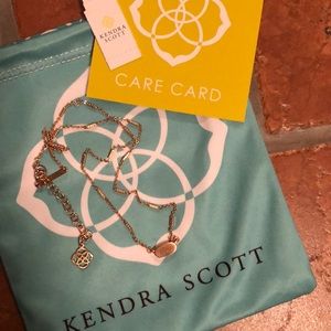 Kendra Scott Rose gold necklace